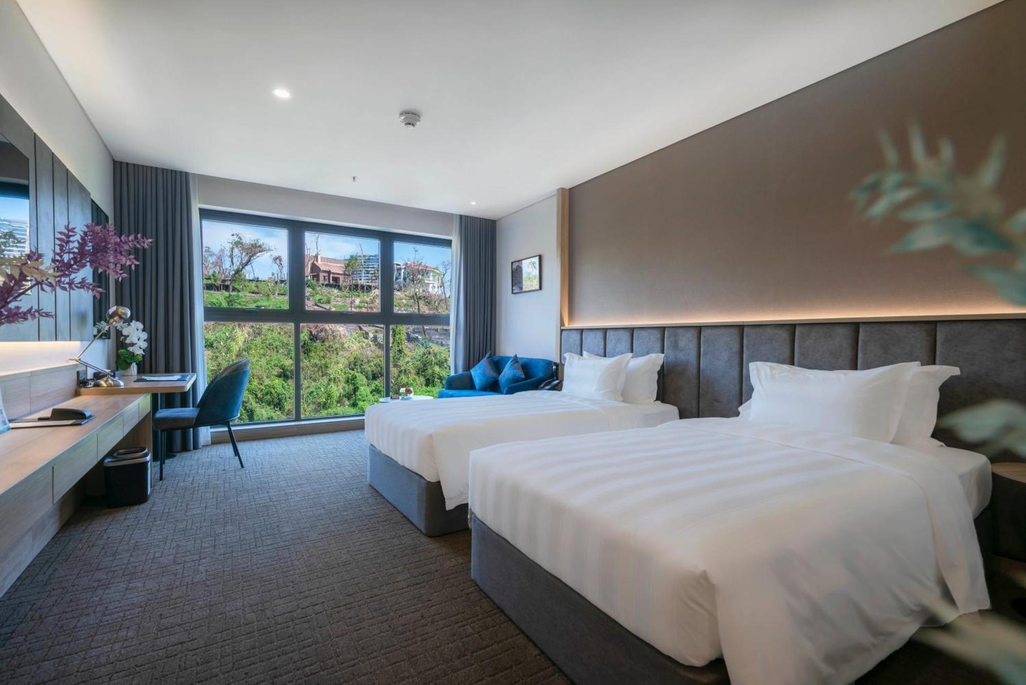 Hotel Wyndham Garden Legend Halong Ha Long Exterior foto