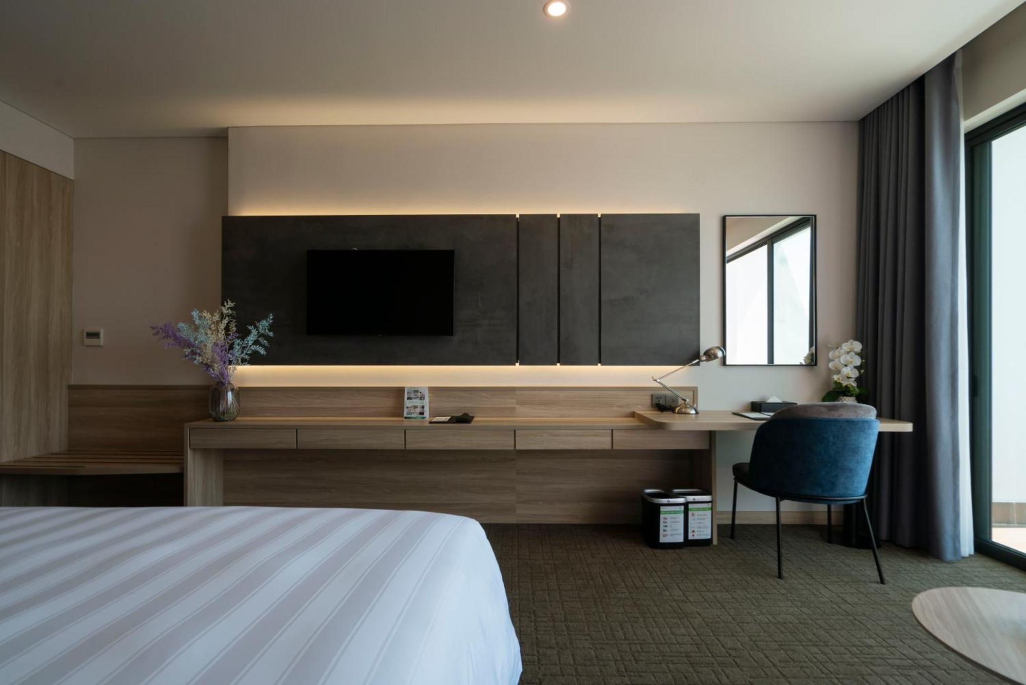 Hotel Wyndham Garden Legend Halong Ha Long Exterior foto
